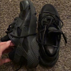 Nike huraches. No soles!